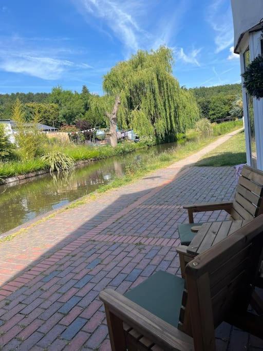Hidden Gem Canal Facing Retreat With Lovely Walks Hopwas Zewnętrze zdjęcie